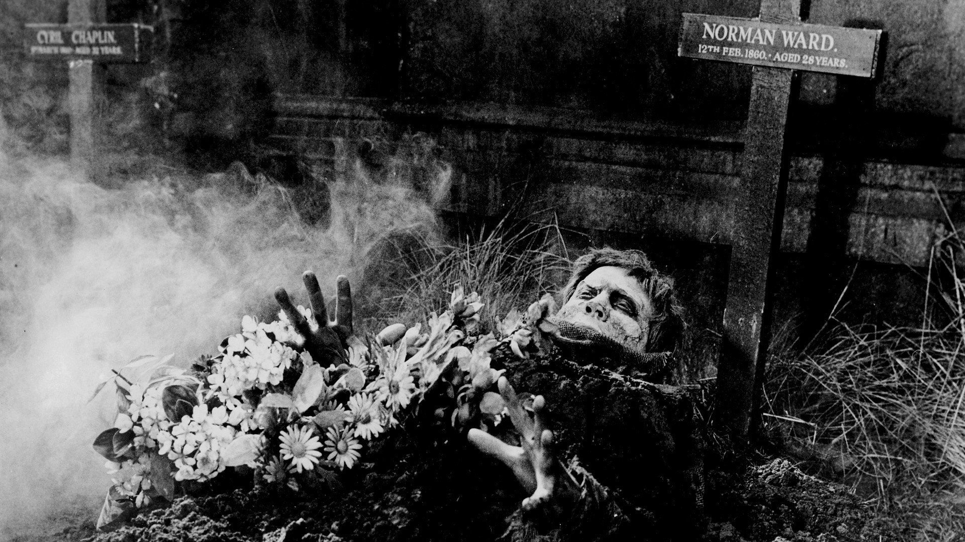 L'Invasion des morts-vivants, réalisé par John Gilling, 1965 © DR